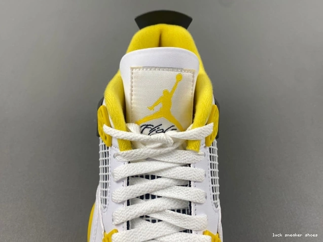 Rep LUCY Jordan Air 4 AQ9129-101 WNNS Vivid Sulfur 0707